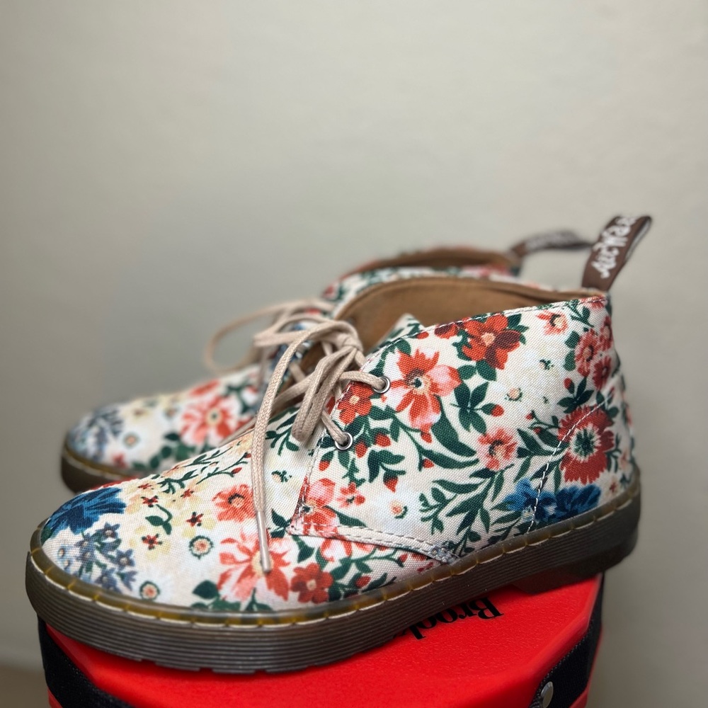 Dr. Martens